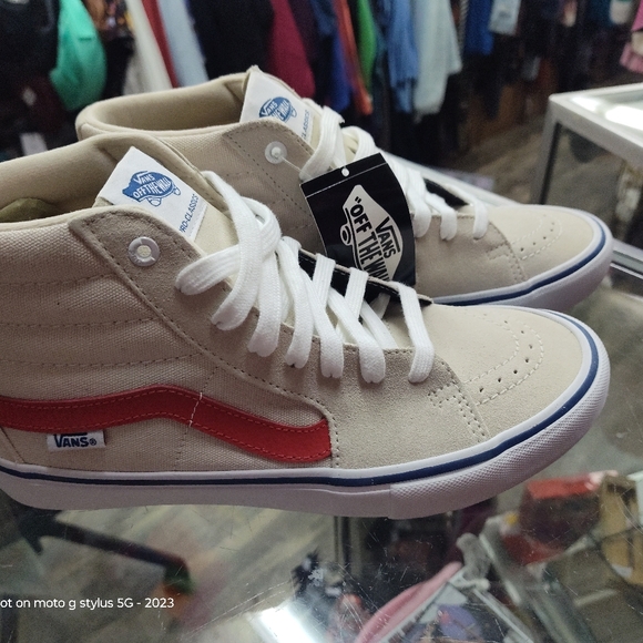 Vans Off The Wall Sk8 Hi High Top Beige/Red Suede Skate Shoes Mens 8.5 NEW - Picture 3 of 7